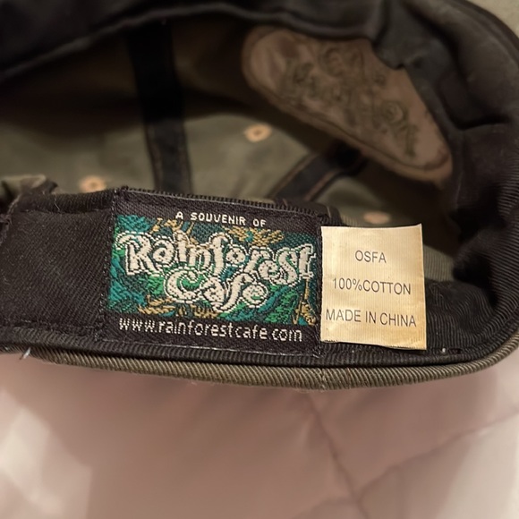 Rainforest Cafe baseball cap. - Picture 4 of 6